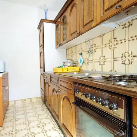 Zavalatica 4420b דירה Čara
